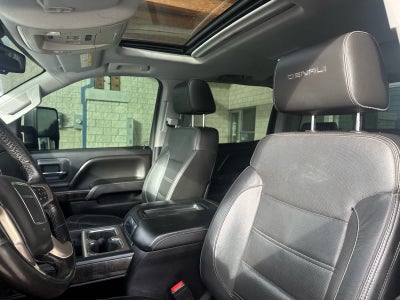 2015 GMC Sierra 2500HD Denali