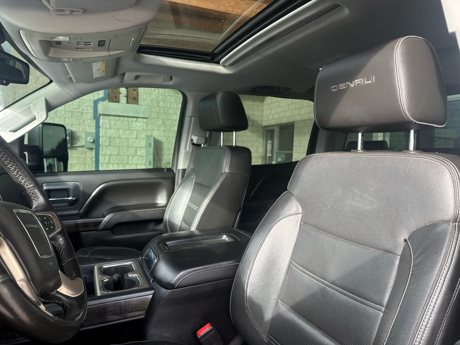 2015 GMC Sierra 2500HD Denali