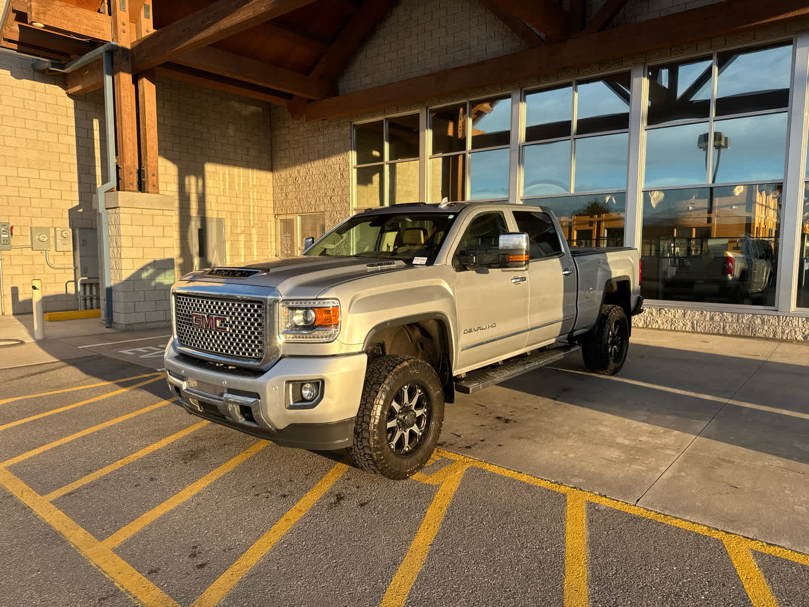 2017 GMC Sierra 3500HD Denali