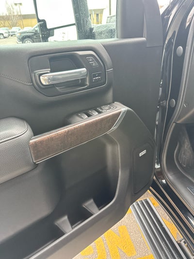 2023 GMC Sierra 2500HD Denali