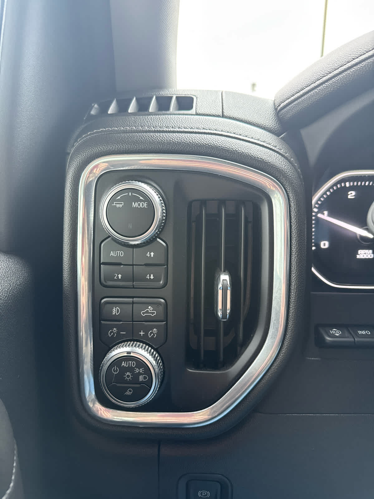 2023 GMC Sierra 2500HD Denali