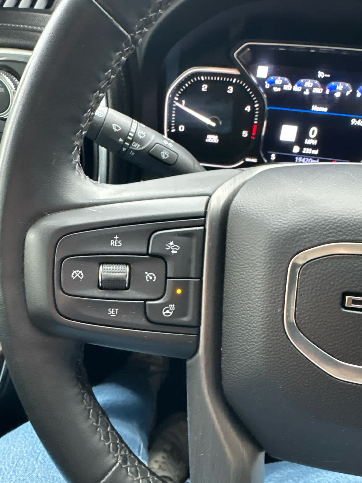 2023 GMC Sierra 2500HD Denali