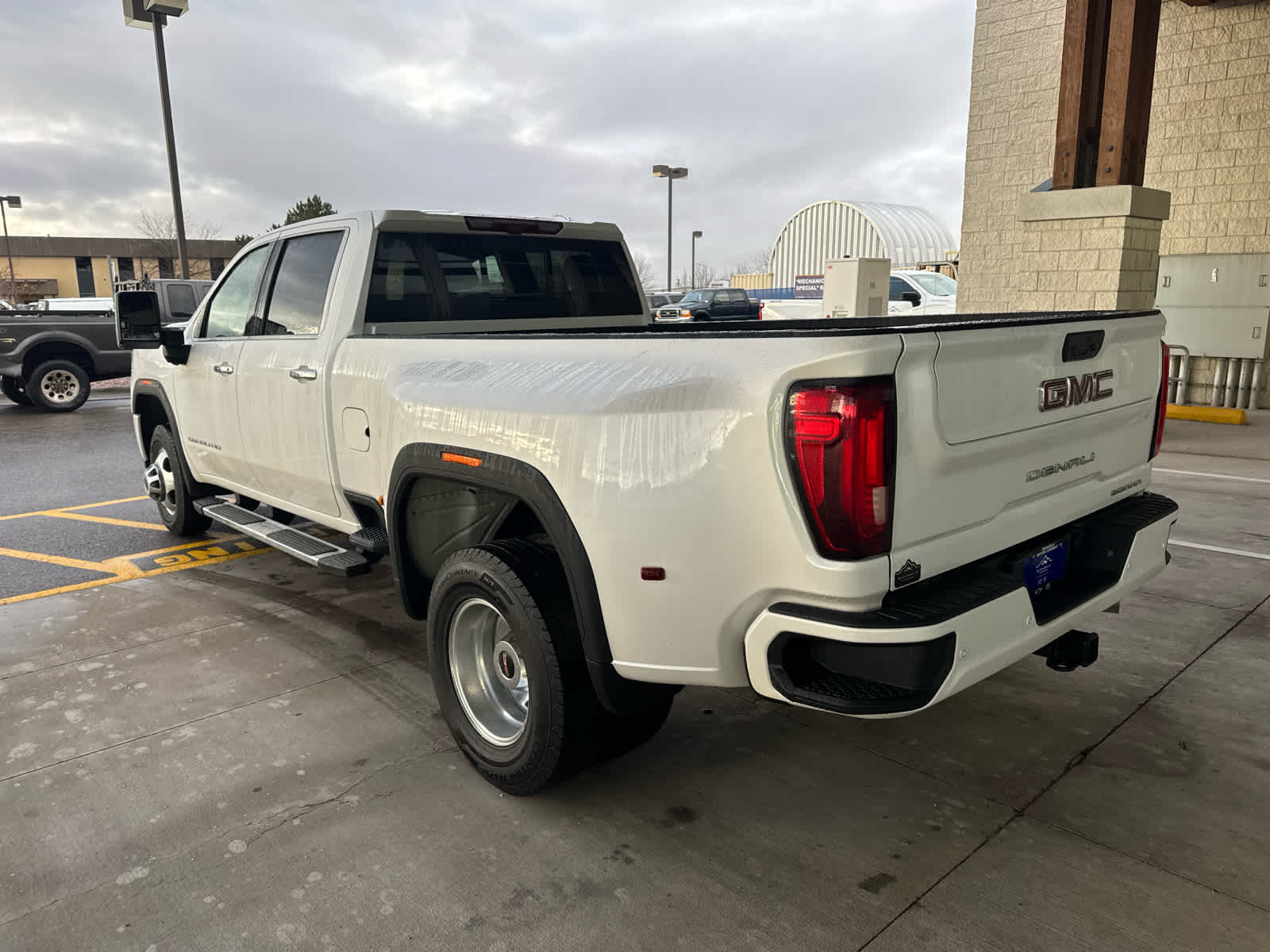 2023 GMC Sierra 3500HD Denali