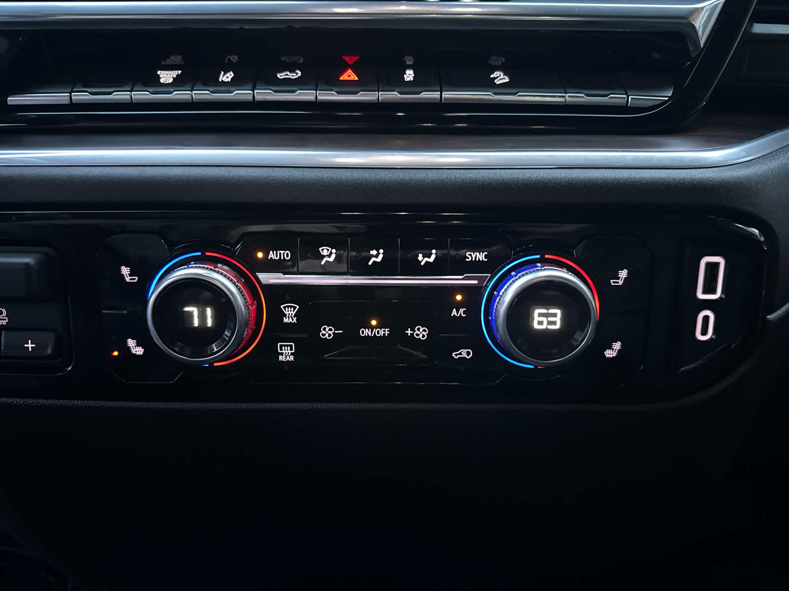 2025 GMC Sierra 3500HD SLT