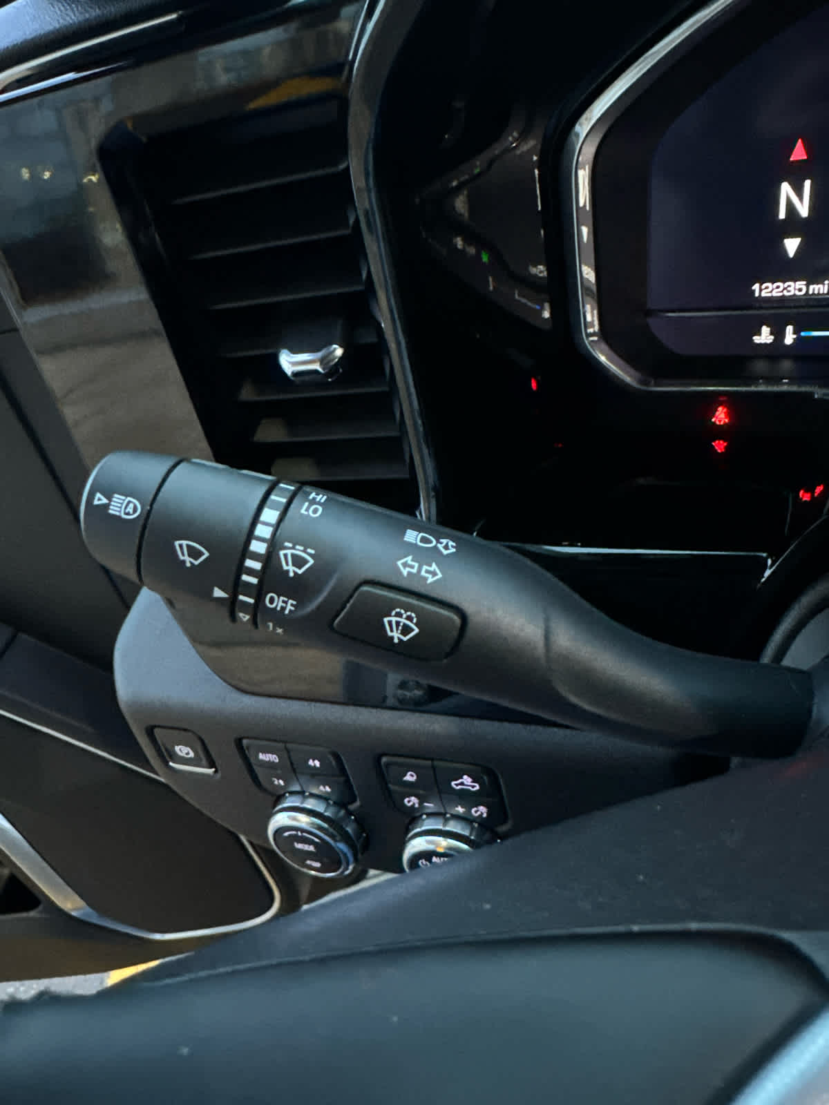 2025 GMC Sierra 3500HD SLT