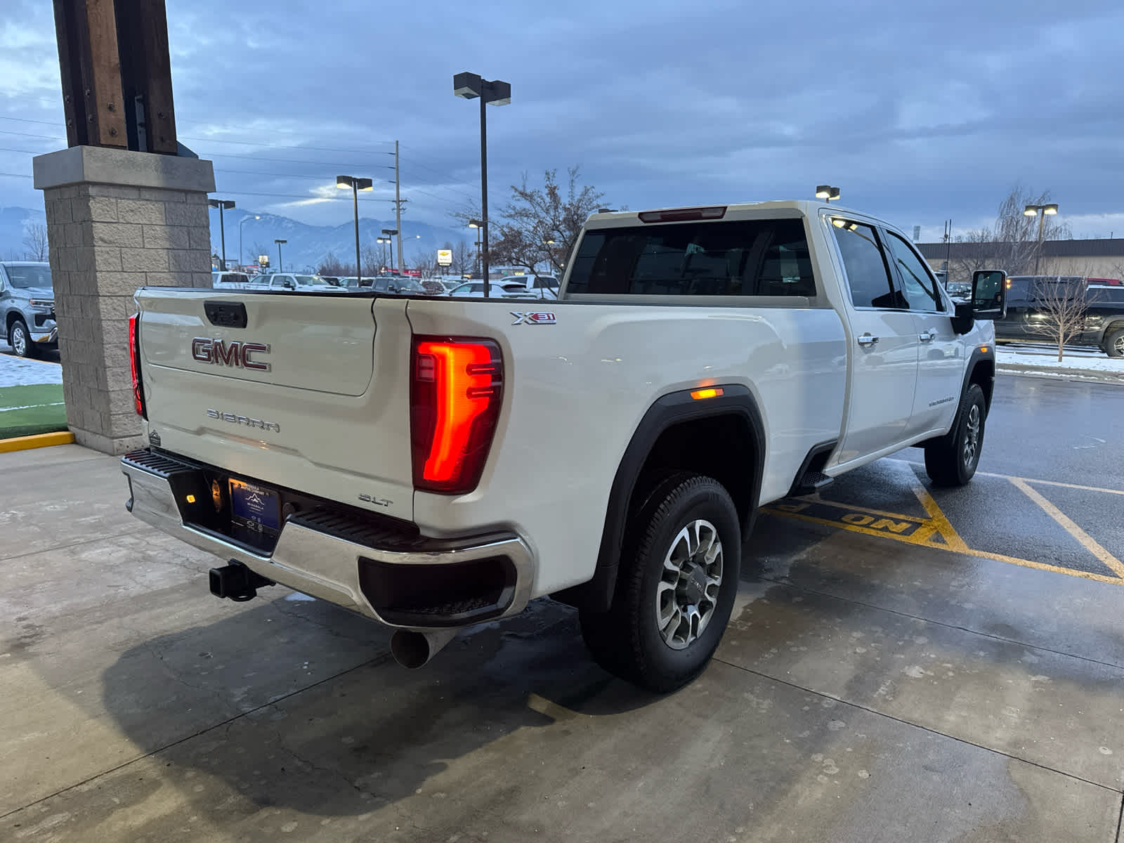 2025 GMC Sierra 3500HD SLT