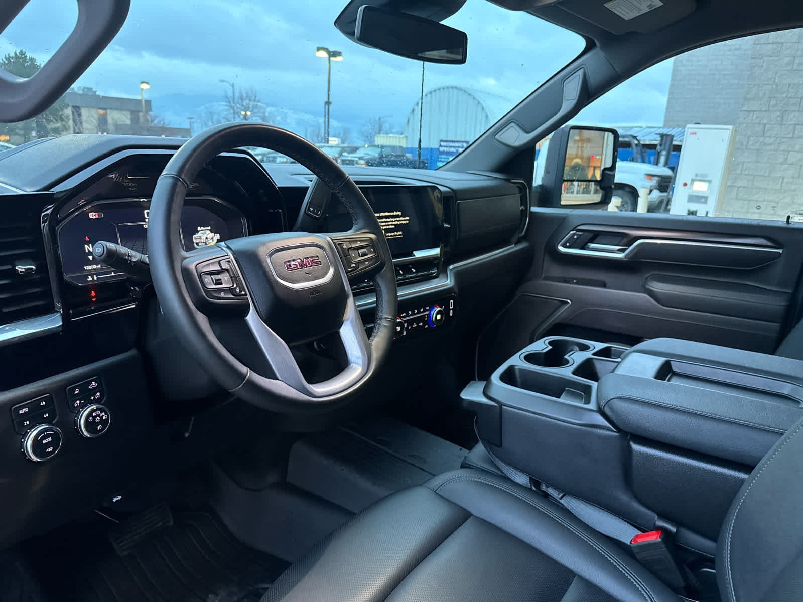 2025 GMC Sierra 3500HD SLT