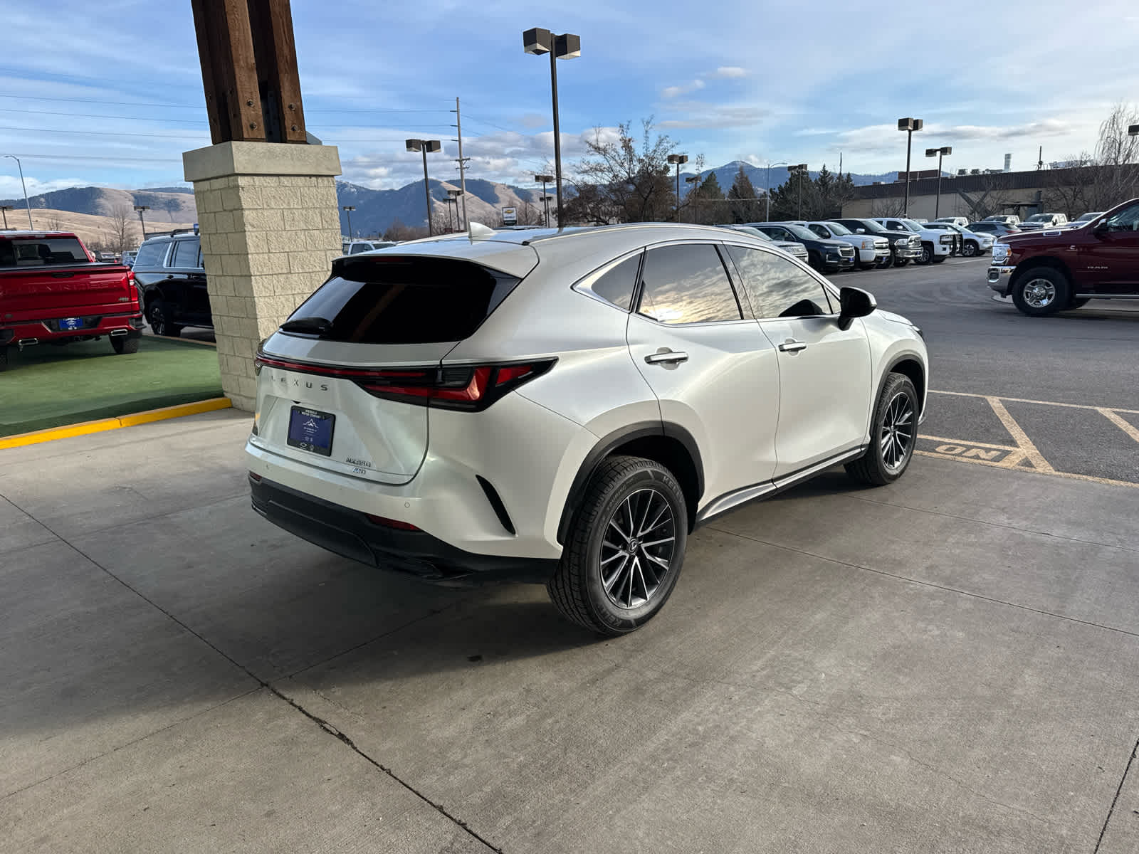2022 Lexus NX Premium