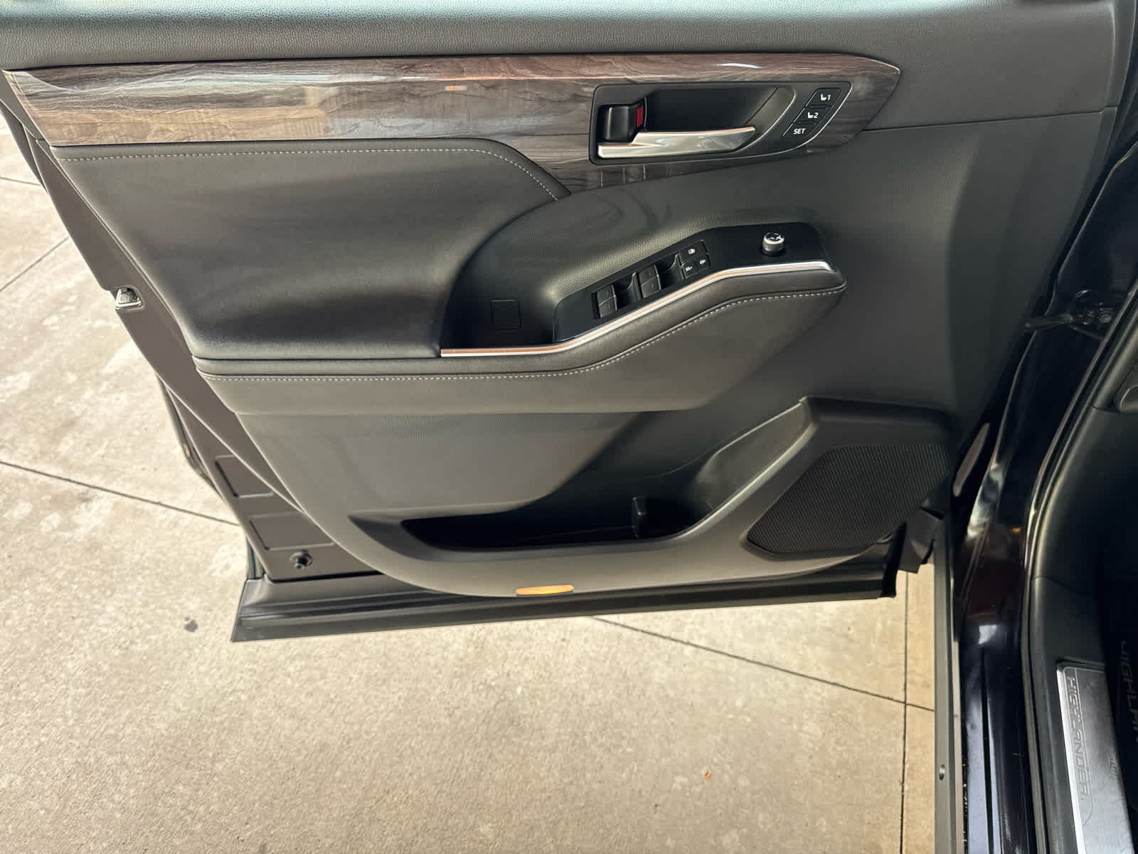 2020 Toyota Highlander Platinum