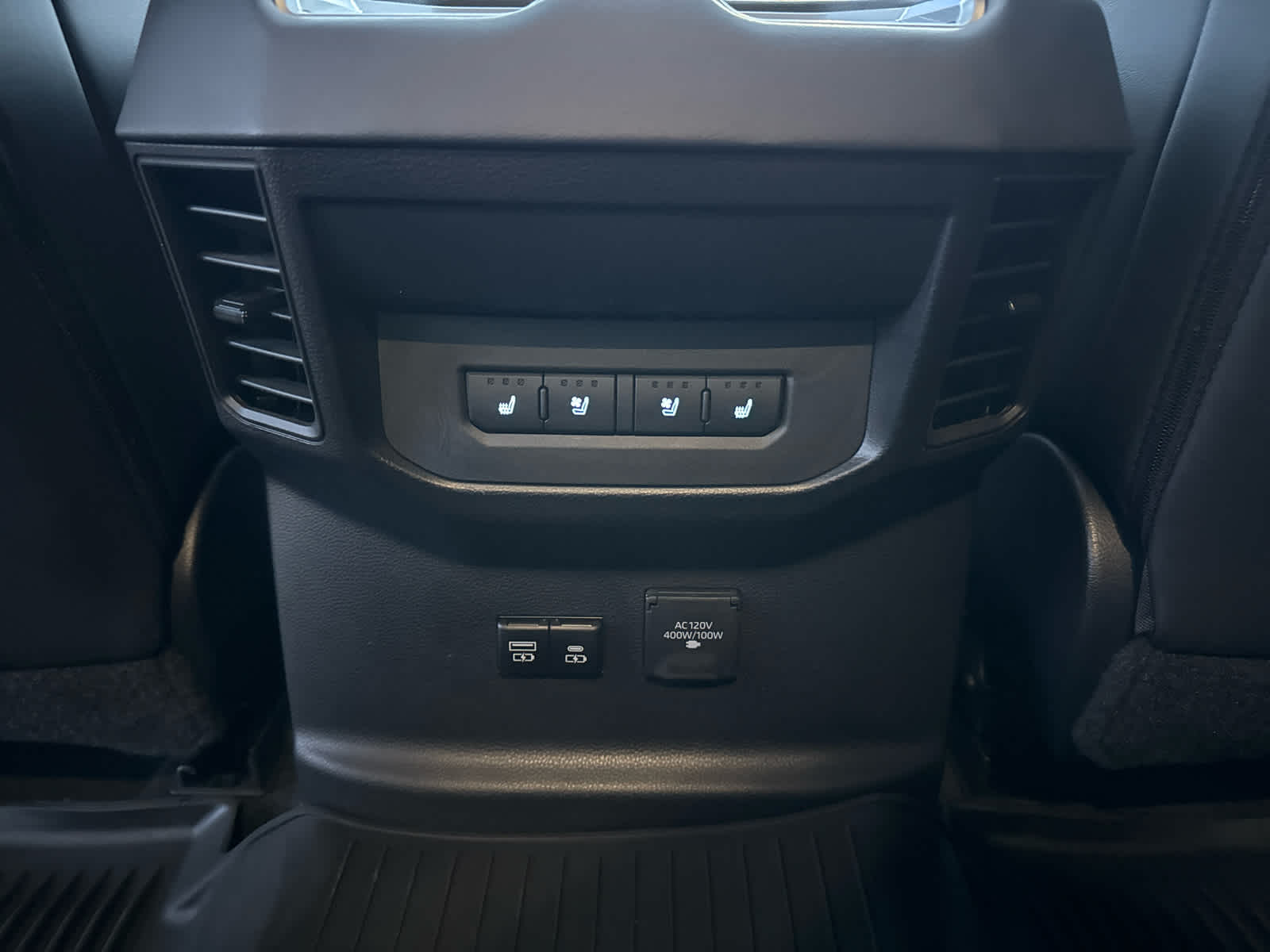 2024 Toyota Tundra Platinum