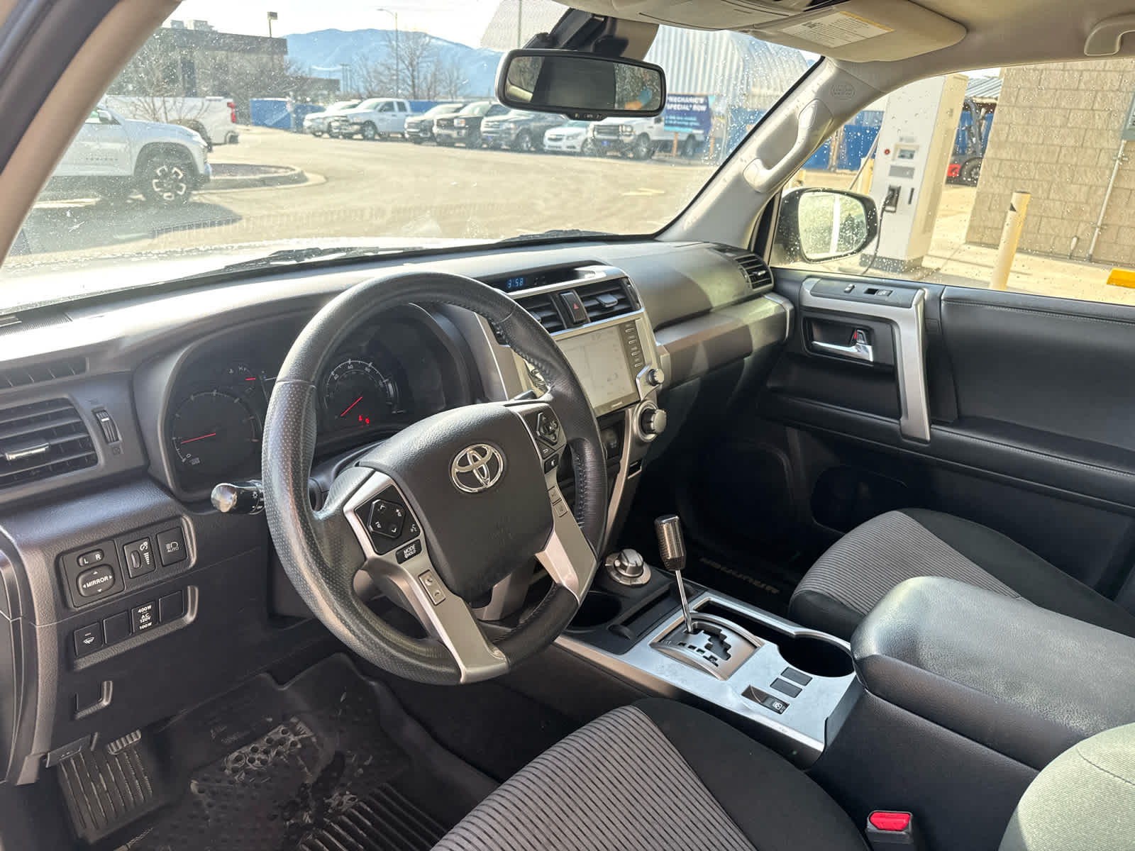 2020 Toyota 4Runner SR5