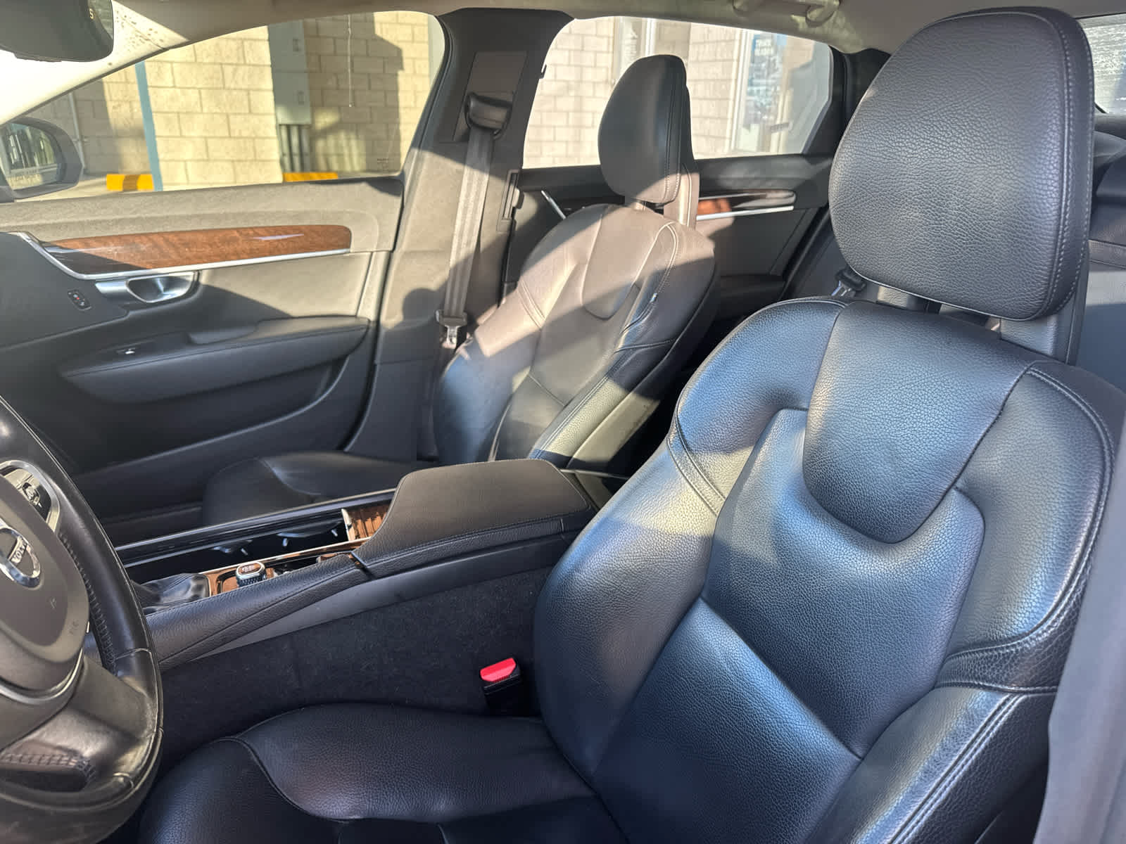 2018 Volvo S90 Momentum