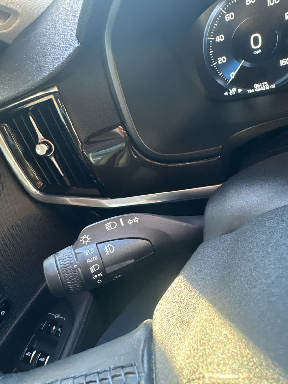 2018 Volvo S90 Momentum