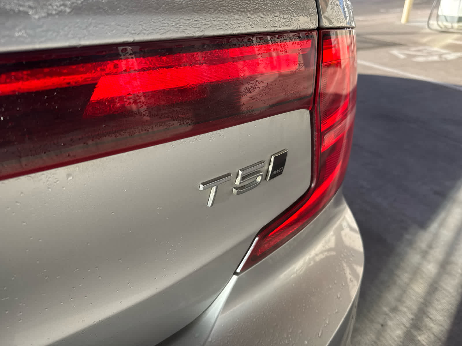 2018 Volvo S90 Momentum